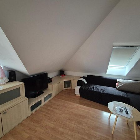 Apartamento Oddih V Mirnem In Zelenem Okolju Škofljica Exterior foto